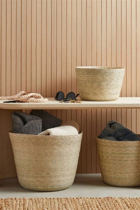 How to Create a Stylish and Functional Laundry Room with a Magic Table and Laundry Basket